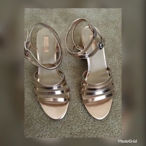 Forever21  Rose gold Chunky Heel